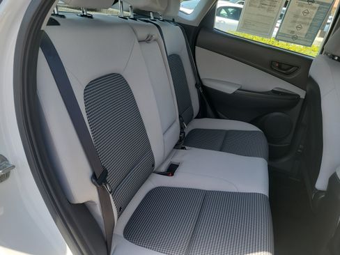 Certified 2022 Hyundai Kona SE FWD image 24