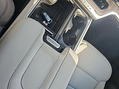 New 2026 Ford Expedition Max Platinum image 21