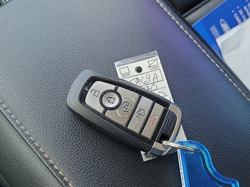 Certified 2020 Ford Fusion SEL FWD image 31
