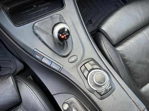 Used 2009 BMW M3 Sedan RWD image 8
