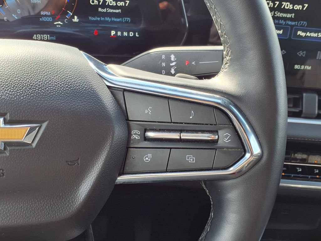 Used 2025 Chevrolet Equinox LT AWD/4WD image 14