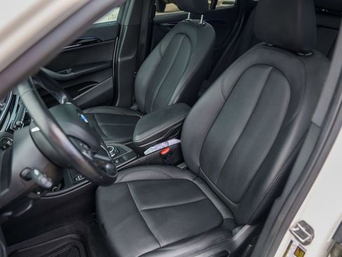 Used 2021 BMW X1 sDrive28i w/ Premium Package image 7