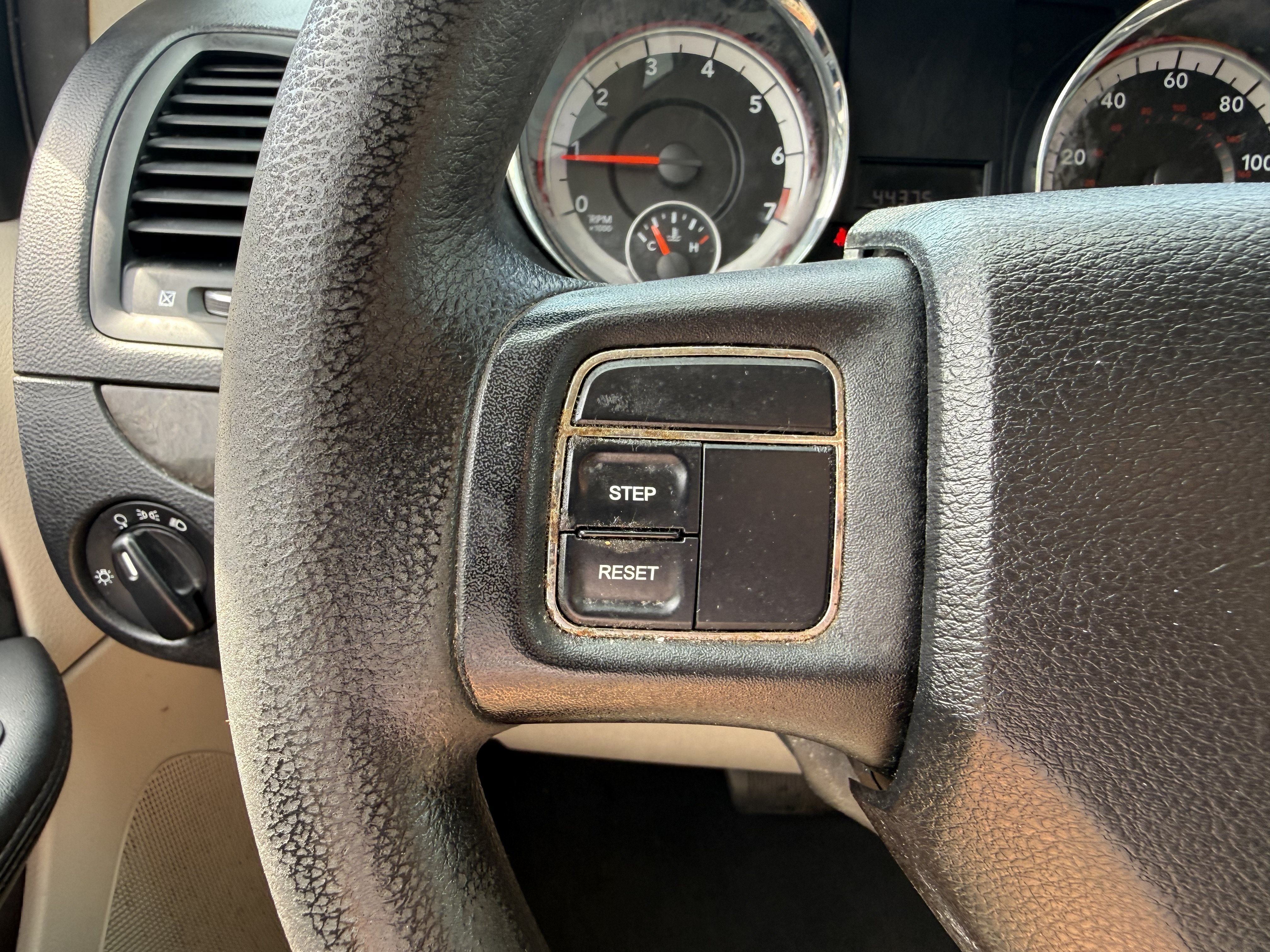 Used 2011 Dodge Grand Caravan Mainstreet FWD image 22
