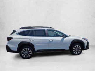 Certified 2025 Subaru Outback Limited AWD/4WD video 4