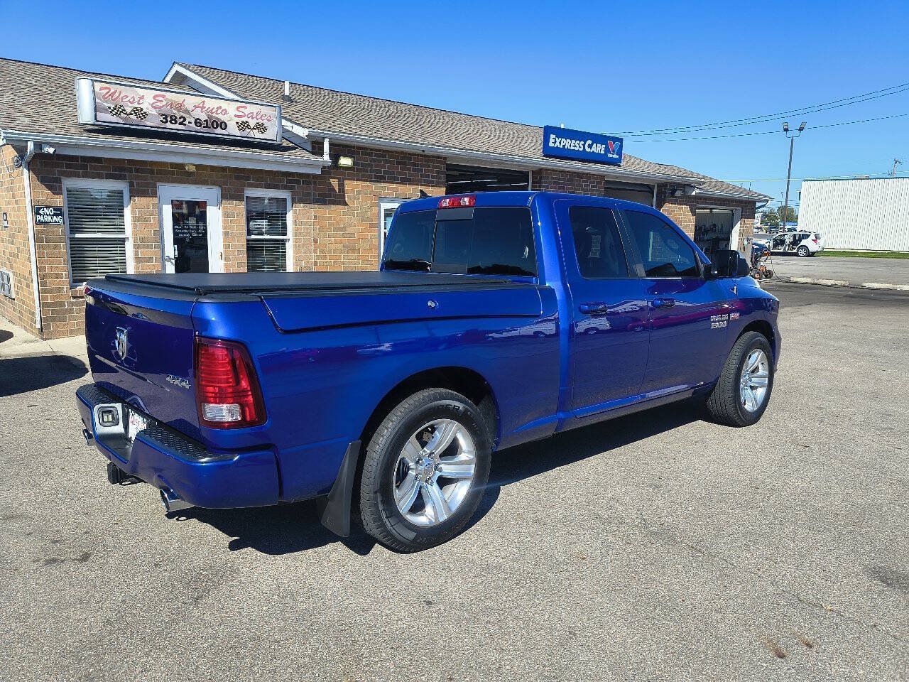 Used 2015 RAM 1500 Sport AWD/4WD image 5