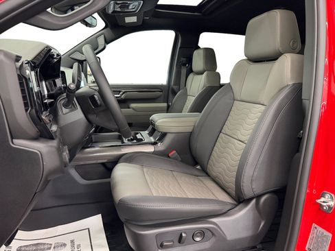 New 2026 Chevrolet Silverado 2500 ZR2 AWD/4WD image 9