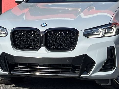 Used 2022 BMW X4 xDrive30i w/ M Sport Package 2 image 3