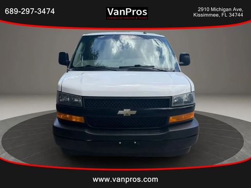 Used 2021 Chevrolet Express 2500 w/ Driver Convenience Package RWD image 7