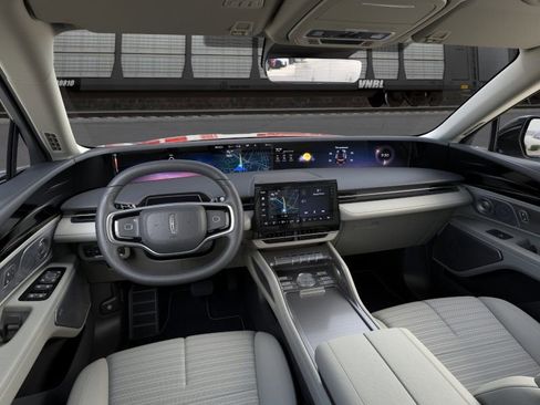 New 2026 Lincoln Nautilus Reserve AWD/4WD image 9