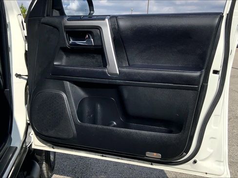 Used 2021 Toyota 4Runner SR5 image 21