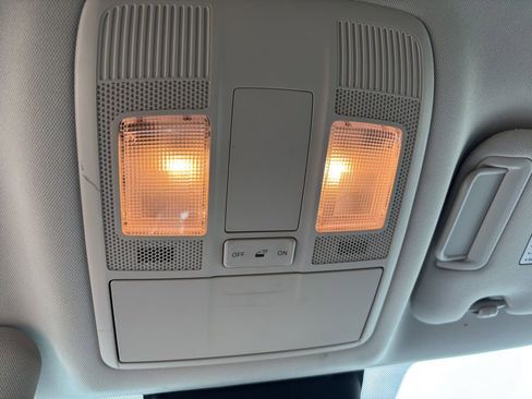 Used 2018 MAZDA CX-9 Touring FWD image 13