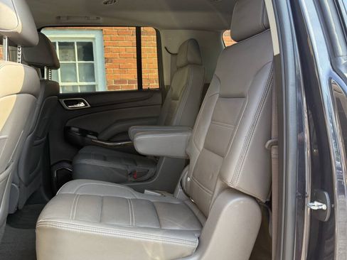 Used 2016 GMC Yukon XL Denali w/ Open Road Package AWD/4WD image 15