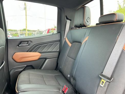 Certified 2023 GMC Canyon AT4 w/ Technology Package AWD/4WD image 17