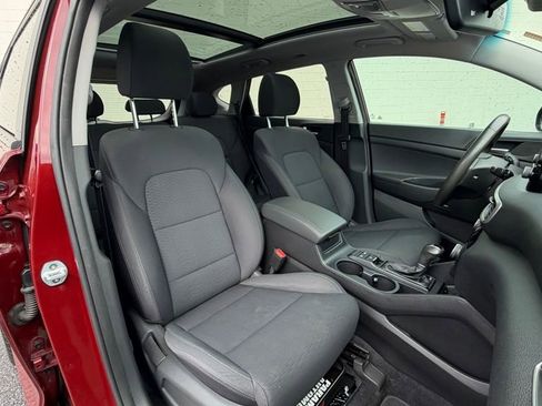 Used 2019 Hyundai Tucson Night image 16
