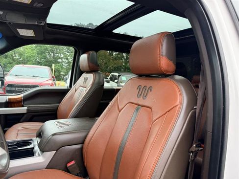 Used 2018 Ford F350 King Ranch w/ King Ranch Ultimate Package AWD/4WD image 30