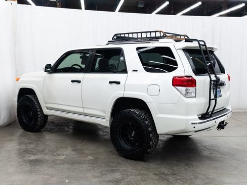Used 2010 Toyota 4Runner SR5 AWD/4WD image 4