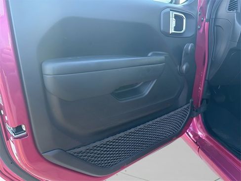 Used 2024 Jeep Wrangler Sport image 9