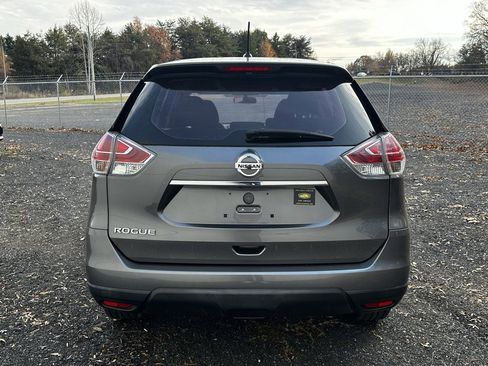 Used 2015 Nissan Rogue S image 6