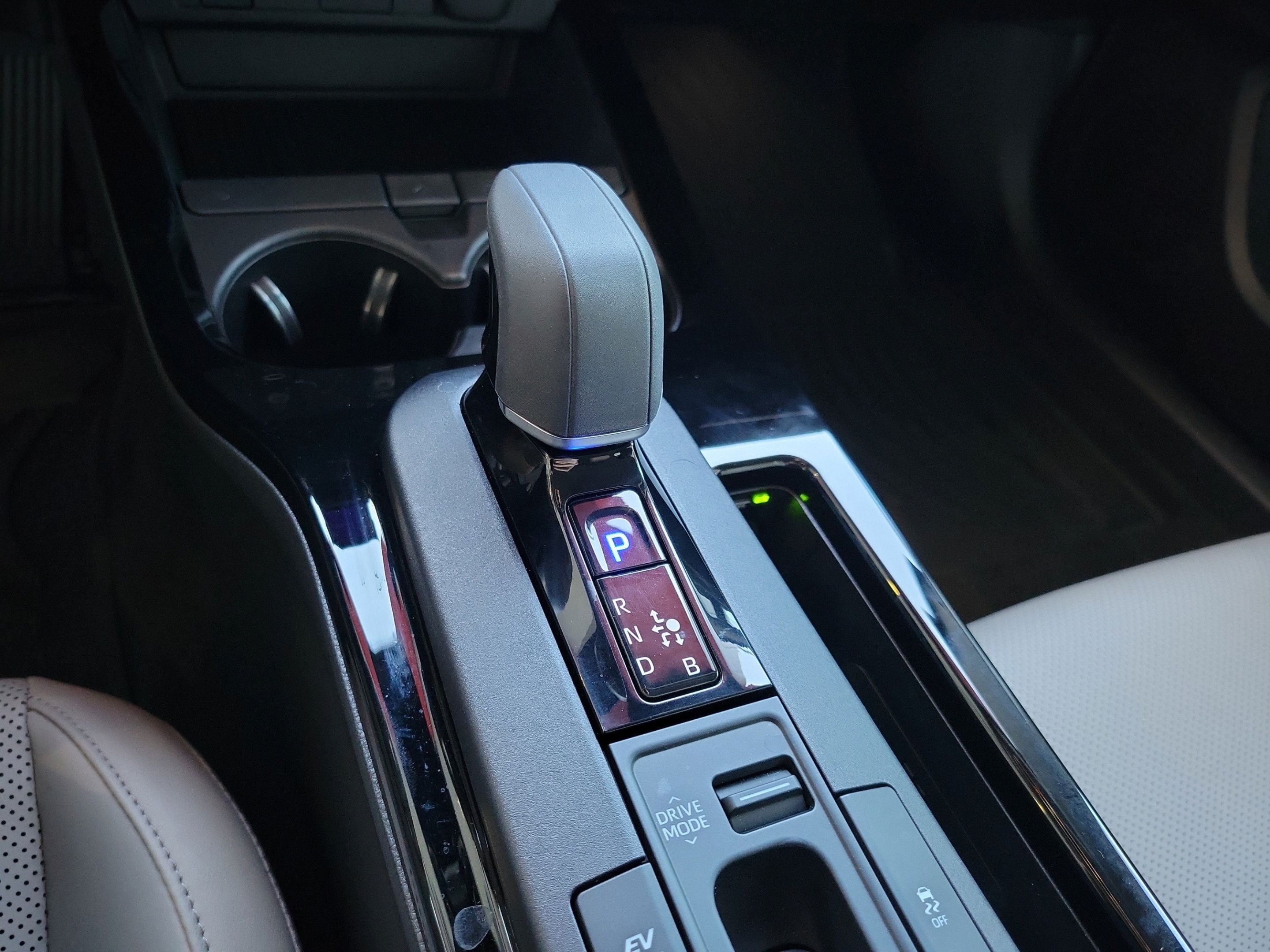 Certified 2026 Toyota Prius Limited FWD image 20