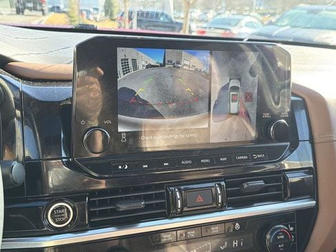 Used 2023 Nissan Pathfinder Platinum w/ Cargo Package image 28