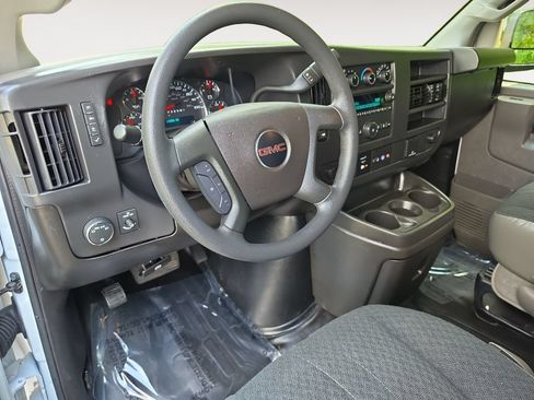 Used 2025 GMC Savana 2500 w/ Driver Convenience Package RWD image 10