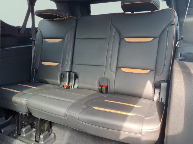 Used 2023 GMC Yukon XL AT4 w/ AT4 Premium Package AWD/4WD image 20
