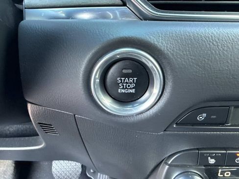 Certified 2022 MAZDA CX-5 Signature image 31