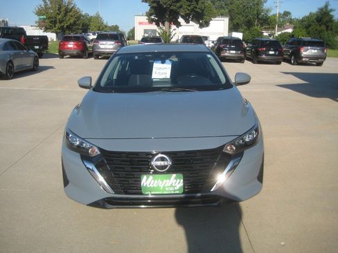 Used 2024 Nissan Sentra SV w/ All-Weather Package FWD image 3