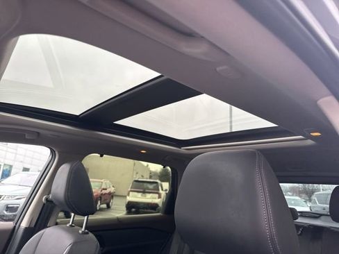 Certified 2023 Nissan Rogue SV w/ SV Premium B Package image 19