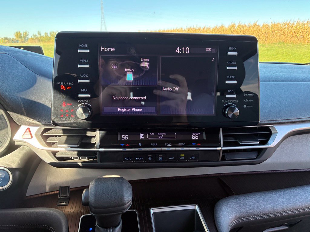 Used 2022 Toyota Sienna LE FWD image 13