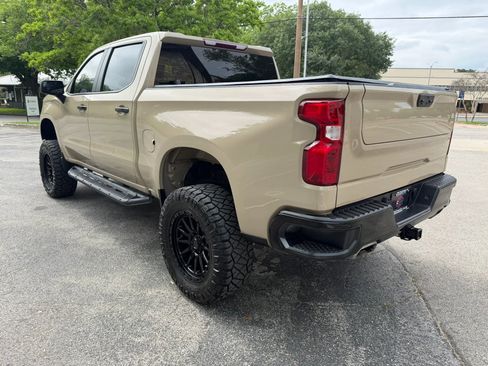 Used 2022 Chevrolet Silverado 1500 Custom Trail Boss w/ LPO, Dark Essentials Package AWD/4WD image 7