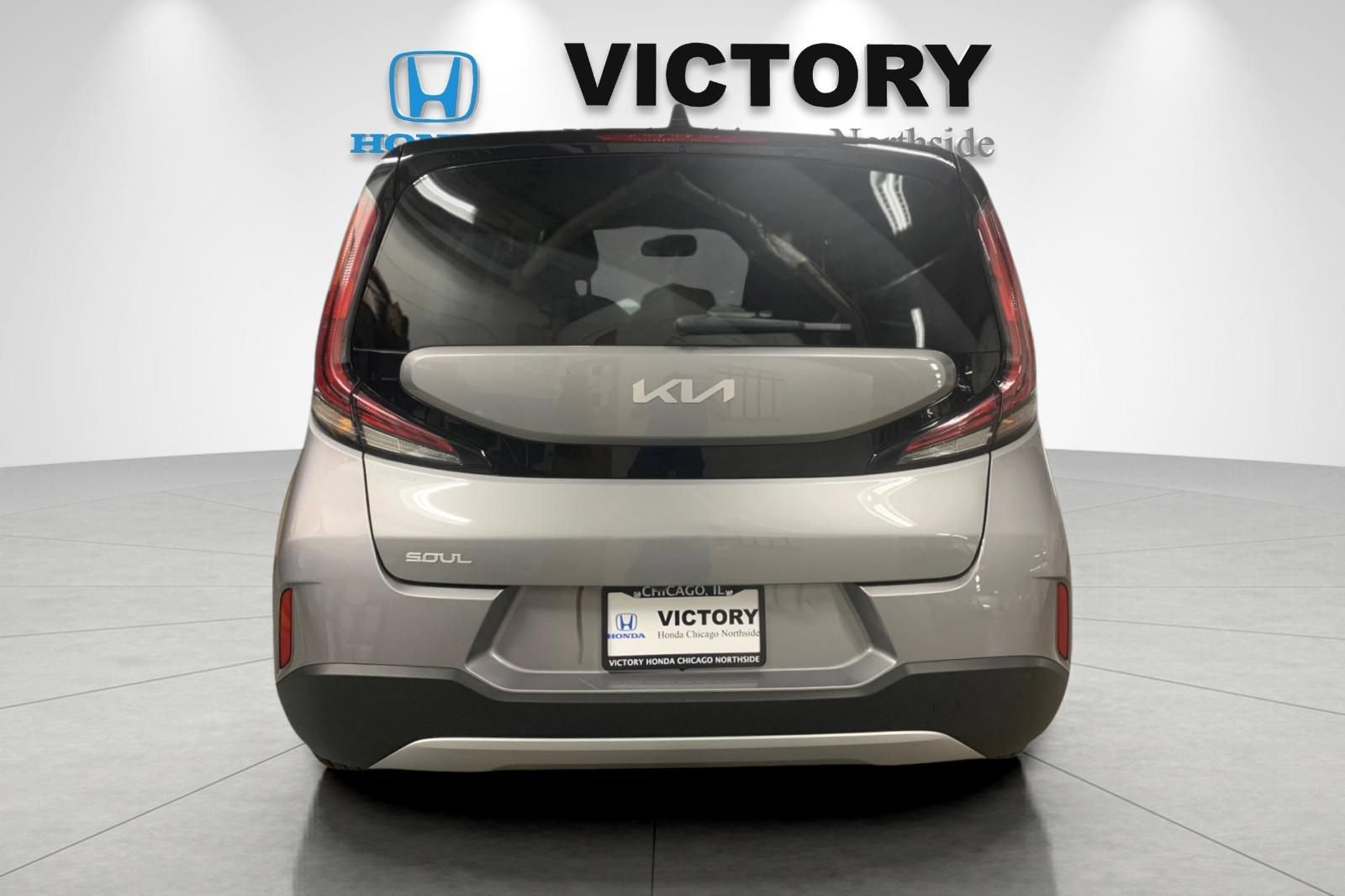 Used 2025 Kia Soul LX w/ LX Technology Package FWD image 5