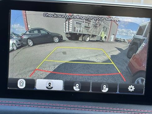 Used 2019 Genesis G70 2.0T Advanced w/ Sport Package image 47