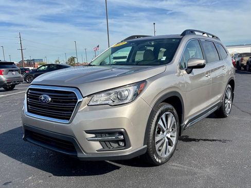 Used 2019 Subaru Ascent Limited w/ Popular Package #2A AWD/4WD image 3