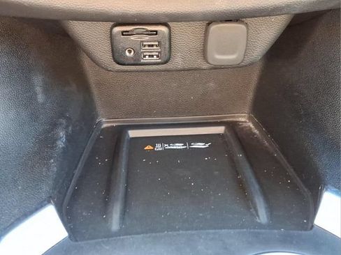 Used 2023 Chevrolet Traverse Premier w/ LPO, Floor Liner Package AWD/4WD image 23