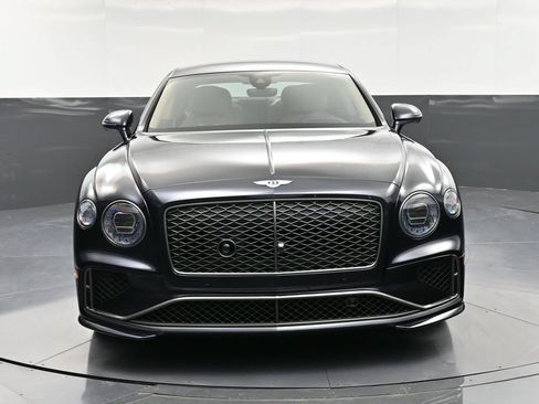 Used 2025 Bentley Flying Spur Plug-In Hybrid AWD/4WD image 11
