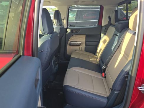 Used 2025 Ford Maverick Lariat w/ 4K Tow Package AWD/4WD image 9