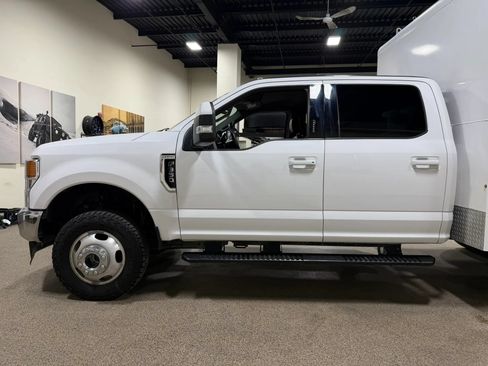 Used 2020 Ford F350 4x4 Crew Cab DRW Super Duty image 11