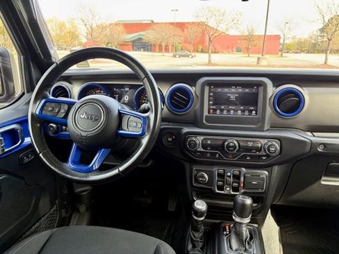 Used 2021 Jeep Wrangler Unlimited Sport image 19