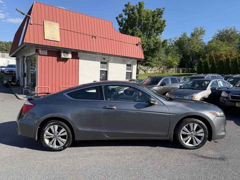 Used 2010 Honda Accord EX-L image 8