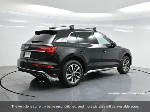 Used 2024 Audi Q5 2.0T Premium w/ Convenience Package image 43