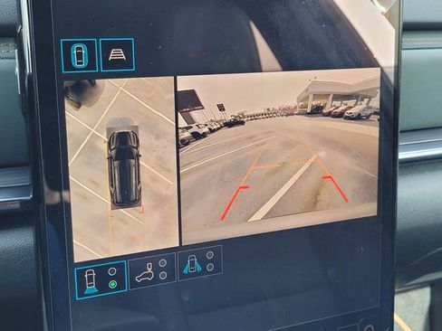 New 2026 GMC Terrain AT4 w/ Technology Package II image 16