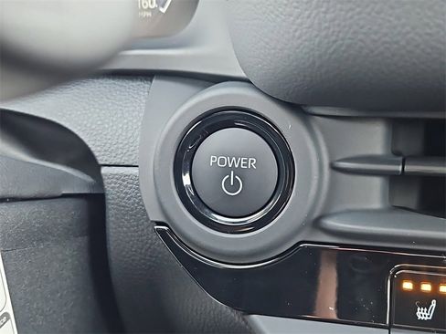 New 2025 Toyota Crown Signia Limited image 16