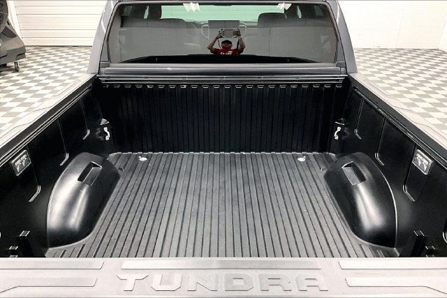 Used 2026 Toyota Tundra Limited AWD/4WD image 33