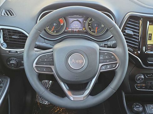 Used 2022 Jeep Cherokee Limited w/ Elite Package image 19