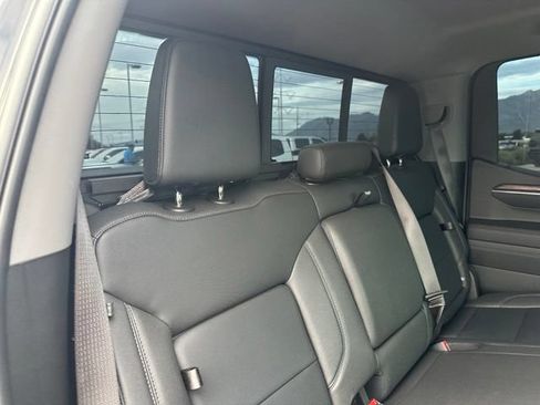Used 2022 GMC Sierra 1500 SLT w/ SLT Convenience Package AWD/4WD image 30