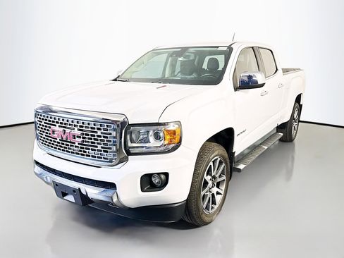 Used 2018 GMC Canyon Denali image 4