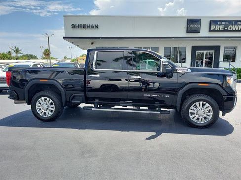 Certified 2020 GMC Sierra 3500 Denali w/ Denali Ultimate Package image 8