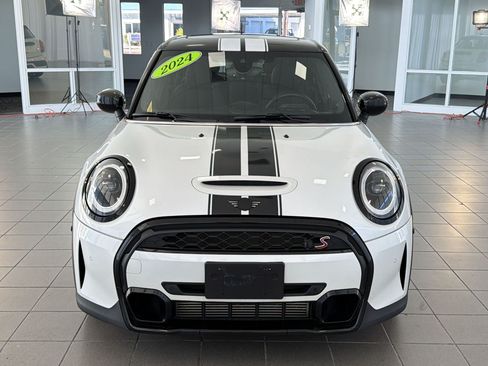 Used 2024 MINI Cooper S FWD image 6