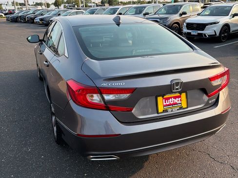 Used 2018 Honda Accord EX-L image 14